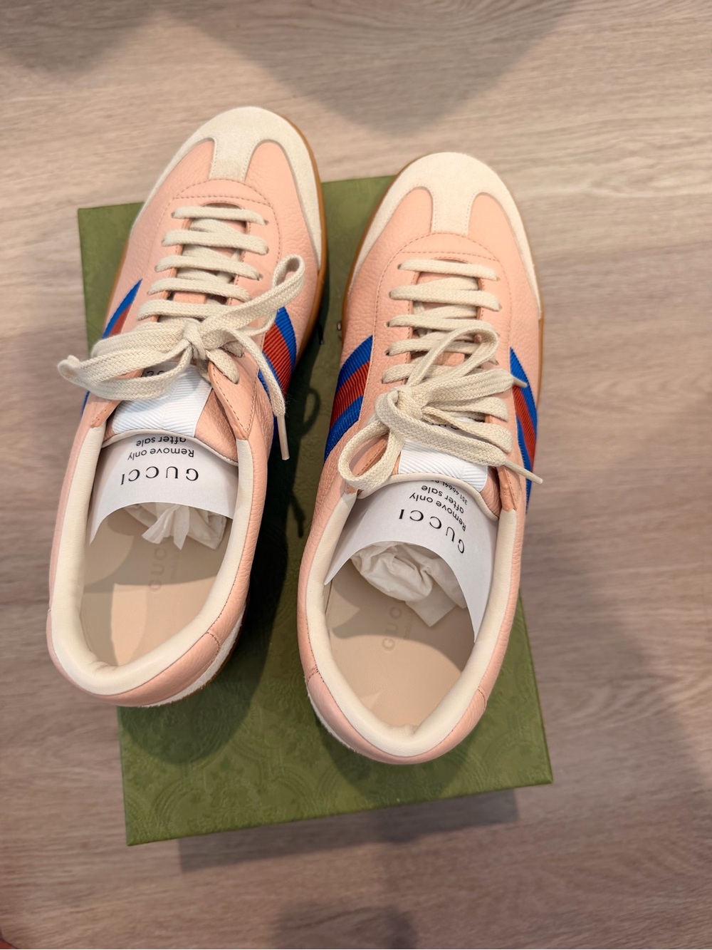 Gucci Women’s Pink Leather Web Stripe Sneakers Size 40 EU / US 10 - New With Box - Picture 3 of 6